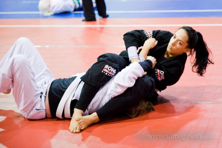 Womens BJJ competition
